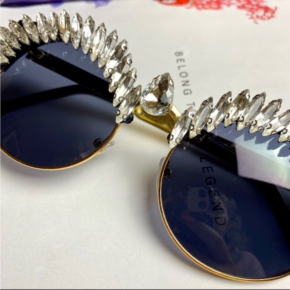 Sparkly Sunglasses Black Gold Crystal Gem Rhinestone Shades - Picture 2 of 5